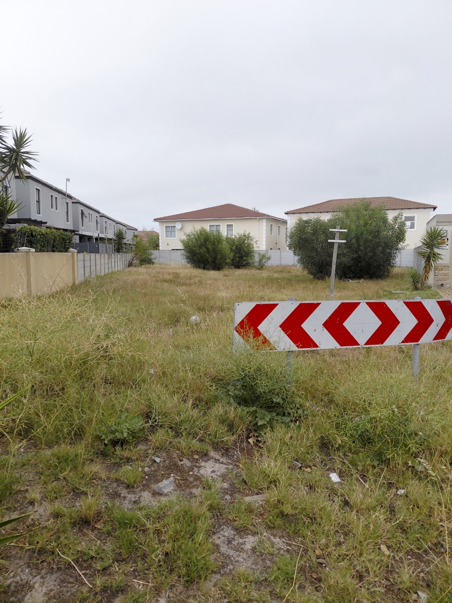0 Bedroom Property for Sale in Parklands Western Cape